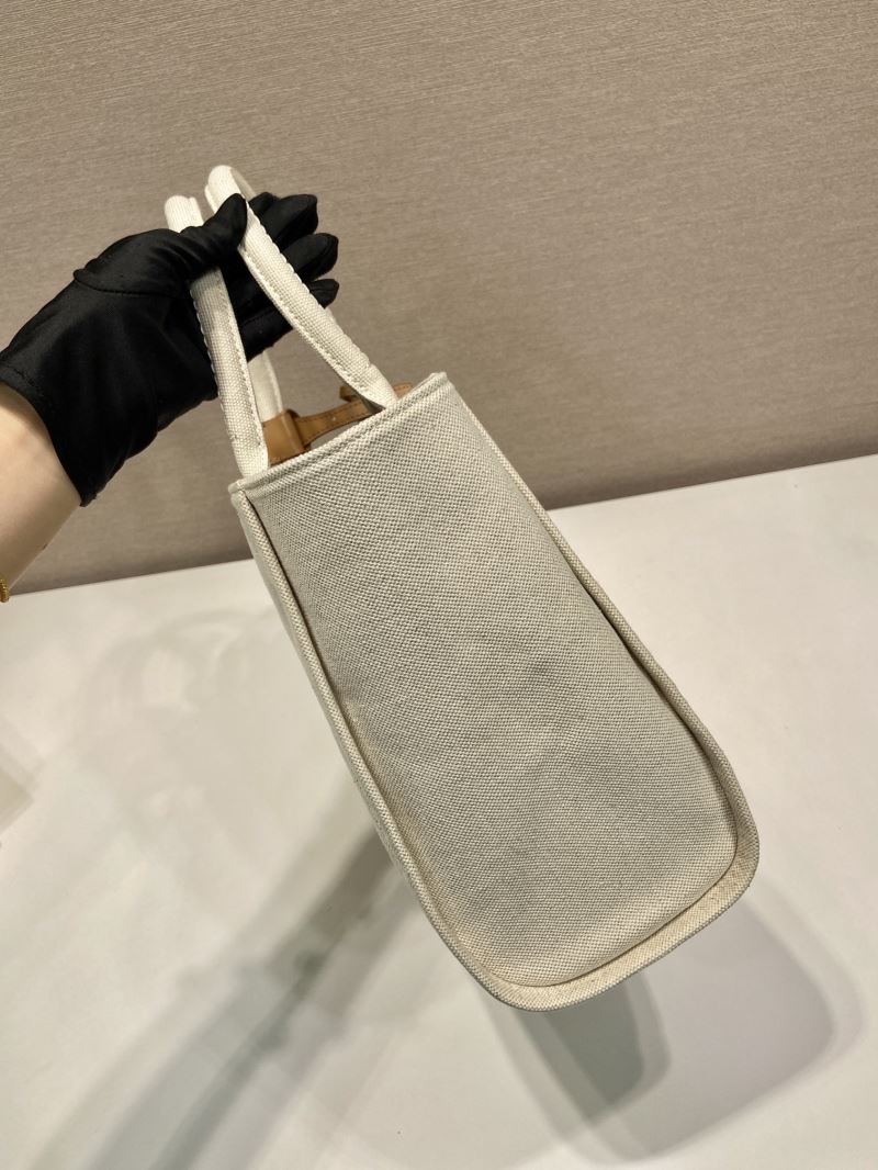 Pra*a tote bags